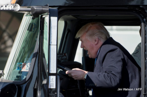 trump-trucker-pic